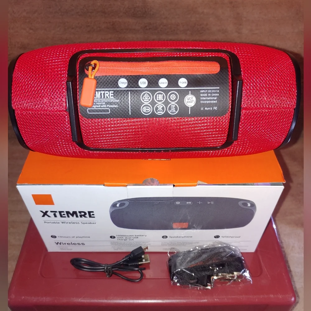 Bluetooth Speaker Portable - Red - Picture 9 of 12